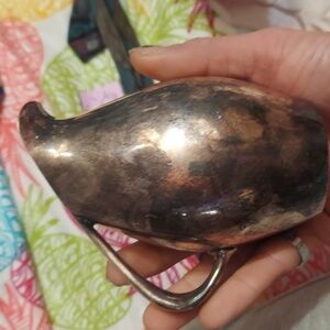 Retro silver plated carafe by Reed and Barton. Collectable antique kitchen ware.